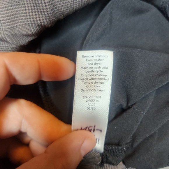 Athleta Brooklyn Ankle Pants Women 10 Plaid Gray Black Stretch Athleisure Slacks - Picture 6 of 8